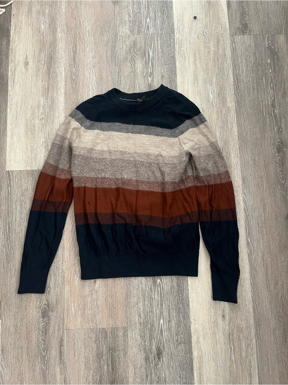 Banana Republic 100% Merino Wool Sweater Womens Small Navy Rust Stripe Crewneck